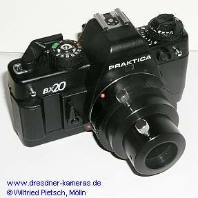 Praktica BX 20 mit Praktica-B-Mikrozwischenstck